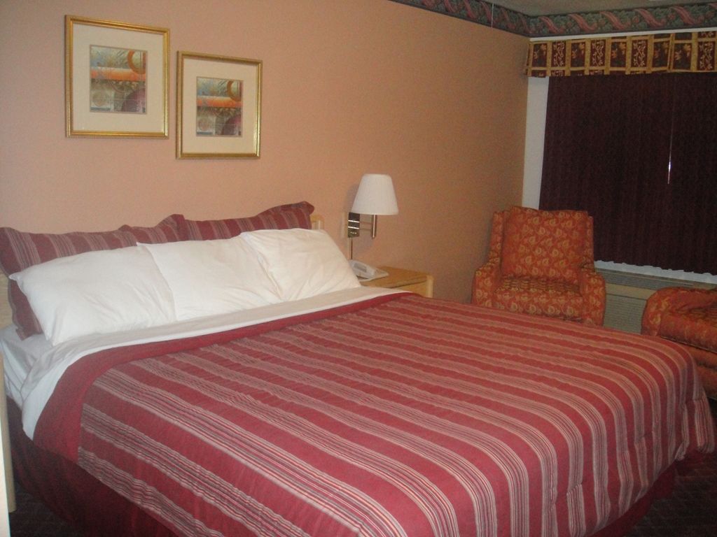 Muir Lodge Motel Martinez Quarto foto