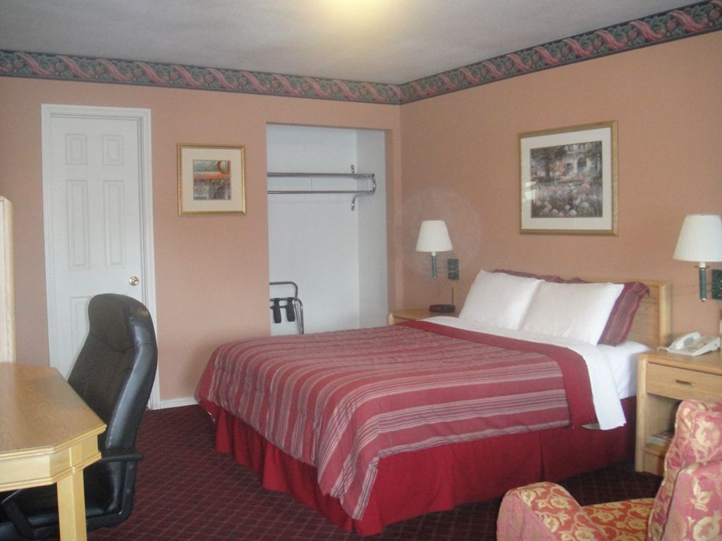 Muir Lodge Motel Martinez Quarto foto